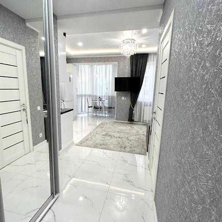 Malinki Apartment Odesa Exterior photo